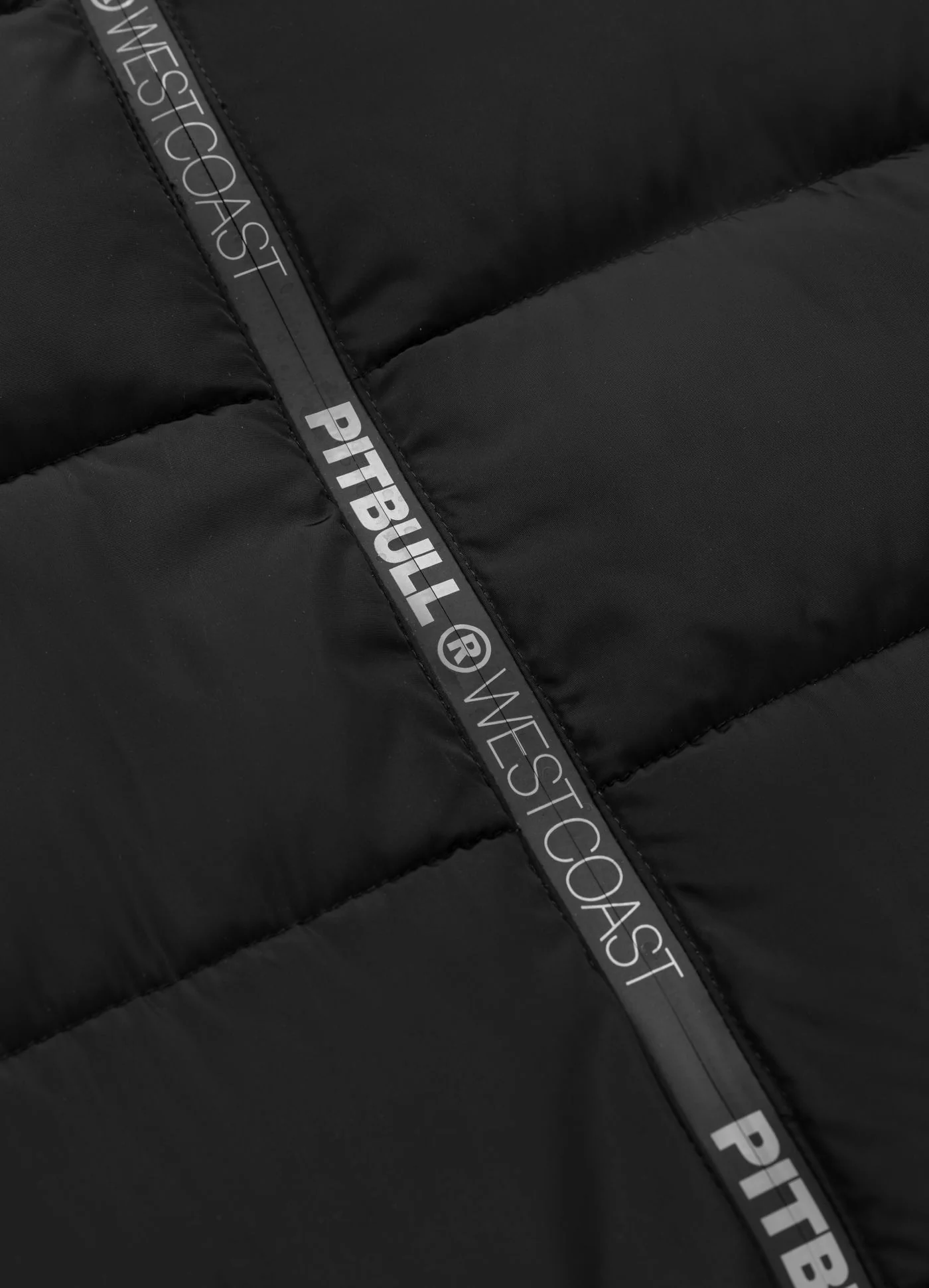 pit-bull-kurtka-zimowa-pikowana-z-kapturem-airway-iv_60